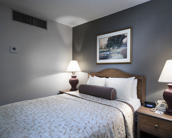 Imagen de la habitación del Hotel Oyo Monroe La I-20. Foto 3