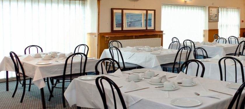 Imagen del bar/restaurante del Hotel Oyo National. Foto 5