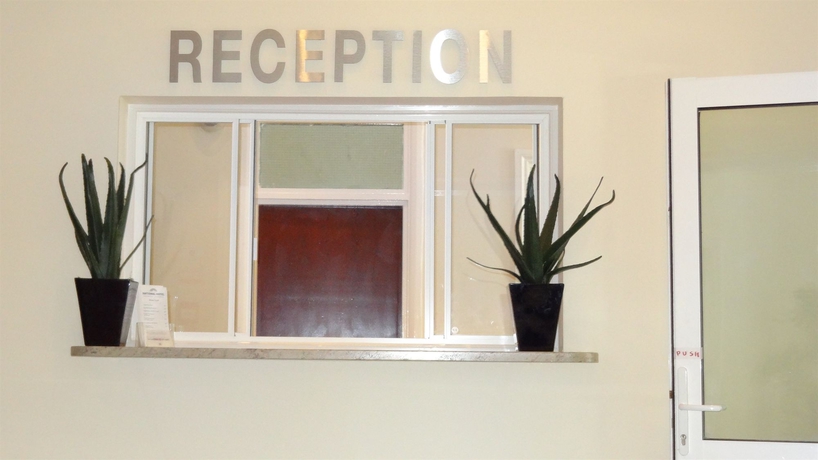 Imagen de los interiores del Hotel Oyo National. Foto 16