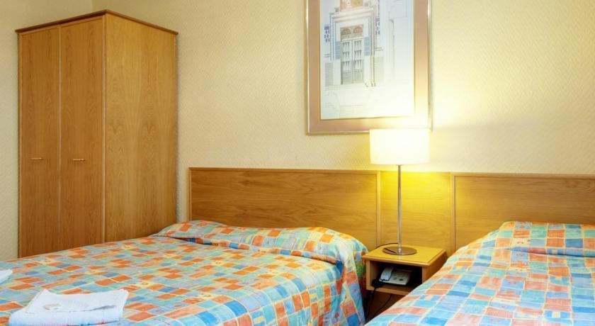 Imagen general del Hotel Oyo New Dome. Foto 3