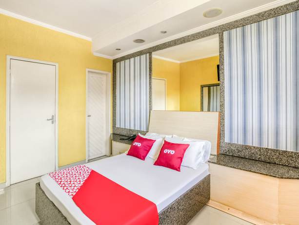 Imagen de la habitación del Hotel Oyo Nobs, S&atilde;o Jo&atilde;o De Meriti. Foto 13