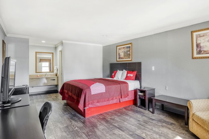 Imagen de la habitación del Hotel Oyo Pineville La Hwy 165. Foto 2