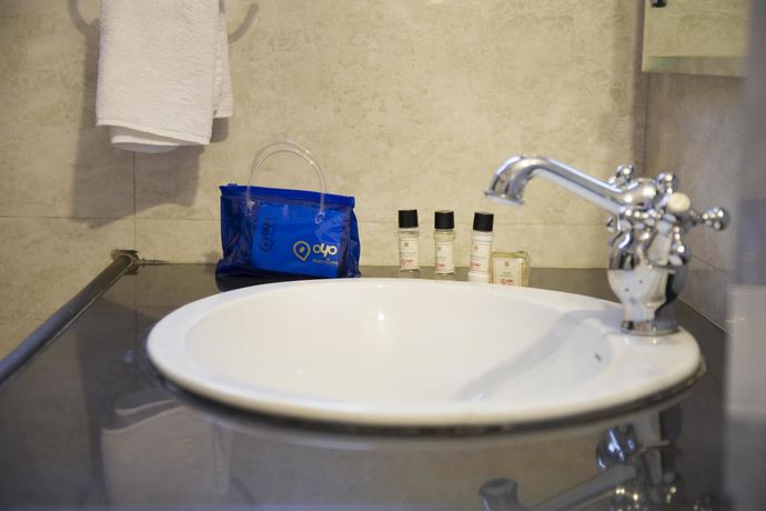 Imagen de la habitación del Hotel Oyo Premium Shyam Nagar. Foto 4