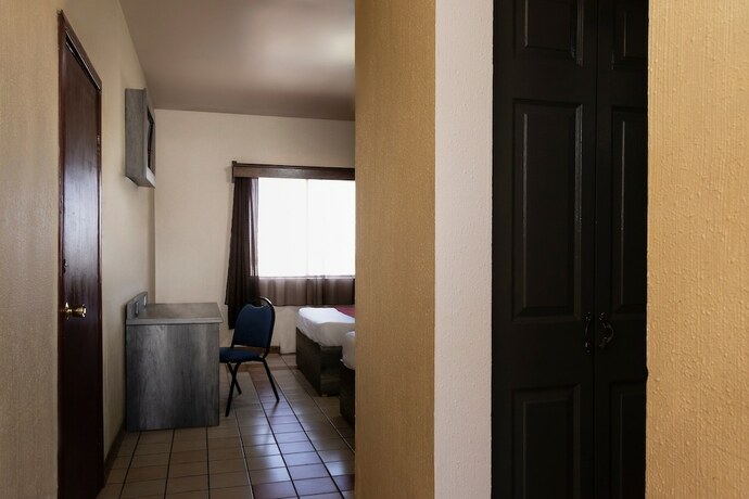 Imagen de la habitación del Hotel Oyo Real Del Sur, Estadio Chihuahua. Foto 10