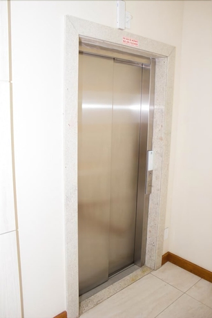 Imagen de los interiores del Hotel Oyo Rede 1. Foto 12