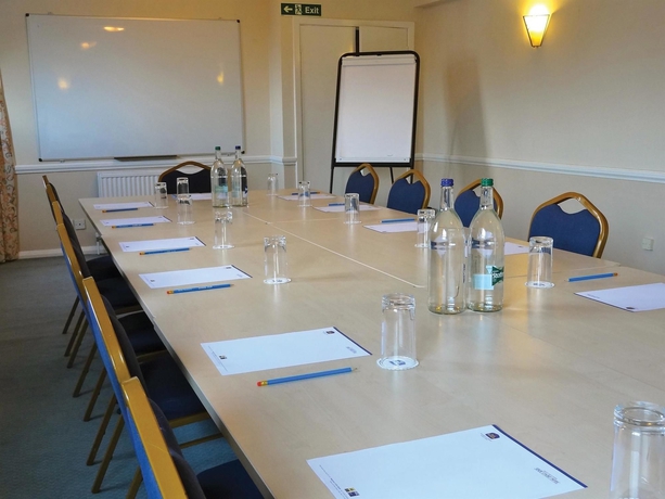 Imagen de los interiores del Hotel Oyo Stade Court. Foto 13