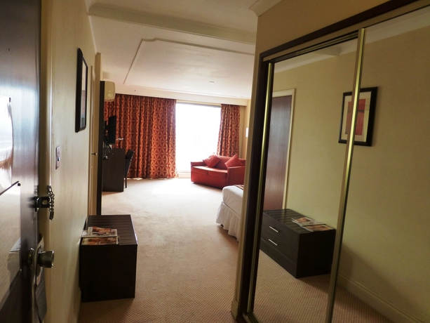 Imagen de la habitación del Hotel Oyo The Bridge House. Foto 9