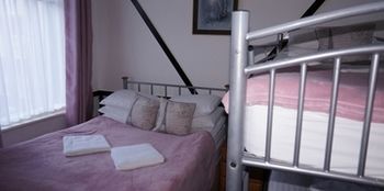 Imagen de la habitación del Hotel Oyo The Shores. Foto 6