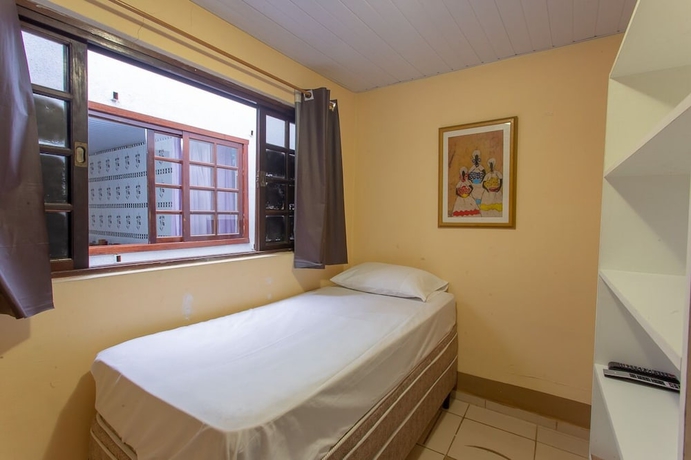 Imagen de la habitación del Hotel Oyo Toka Do Skillo. Foto 8