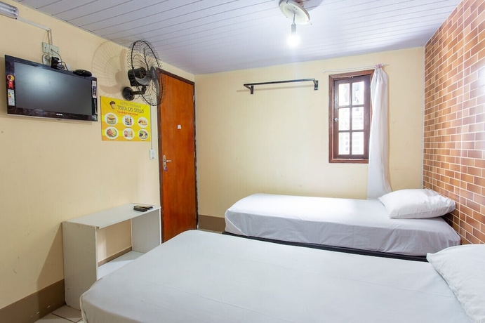 Imagen de la habitación del Hotel Oyo Toka Do Skillo. Foto 11
