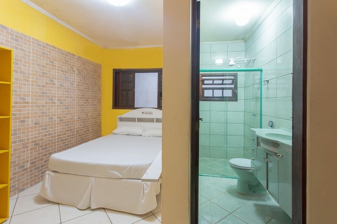 Imagen de la habitación del Hotel Oyo Toka Do Skillo. Foto 13