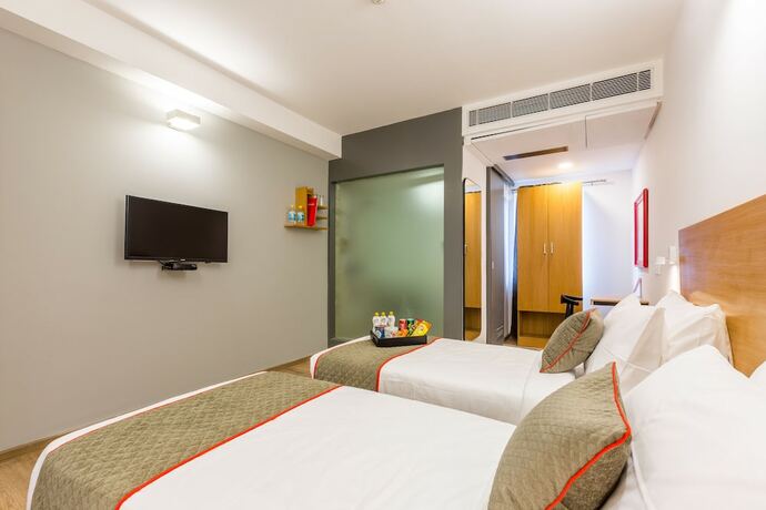 Imagen de la habitación del Hotel Oyo Townhouse 019 Jayanagar. Foto 8
