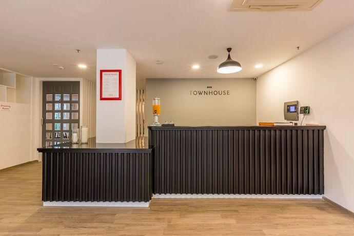 Imagen de los interiores del Hotel Oyo Townhouse 019 Jayanagar. Foto 19