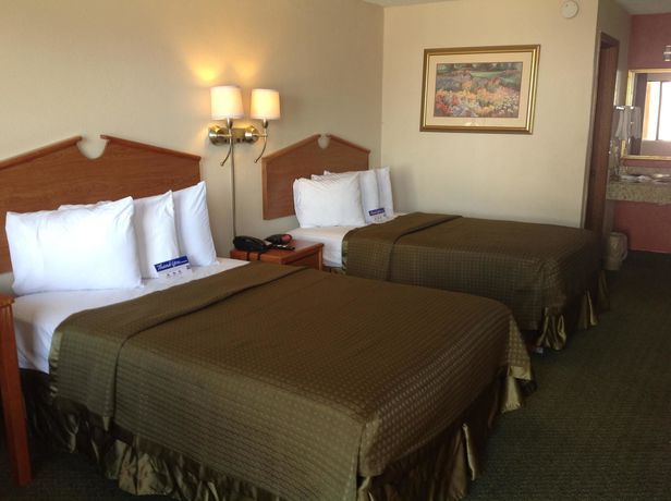 Imagen de la habitación del Hotel Oyo Tulsa International Airport. Foto 8
