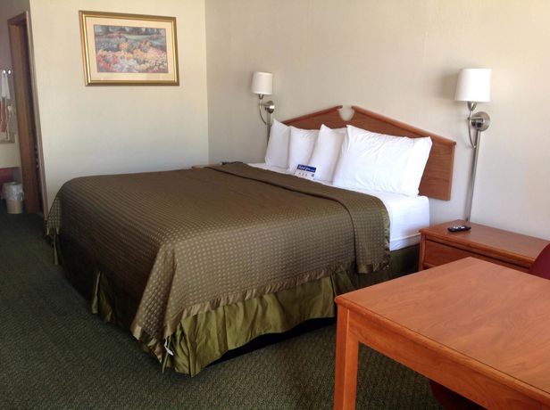 Imagen de la habitación del Hotel Oyo Tulsa International Airport. Foto 10