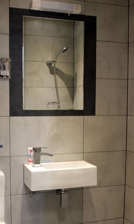 Imagen de la habitación del Hotel Oyo Vegas. Foto 7