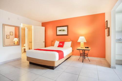 Imagen de la habitación del Hotel Oyo Waterfront - Cape Coral/fort Myers, Fl. Foto 15