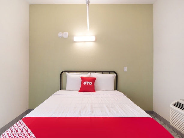 Imagen de la habitación del Hotel Oyo and Apartments Houston Galleria. Foto 3