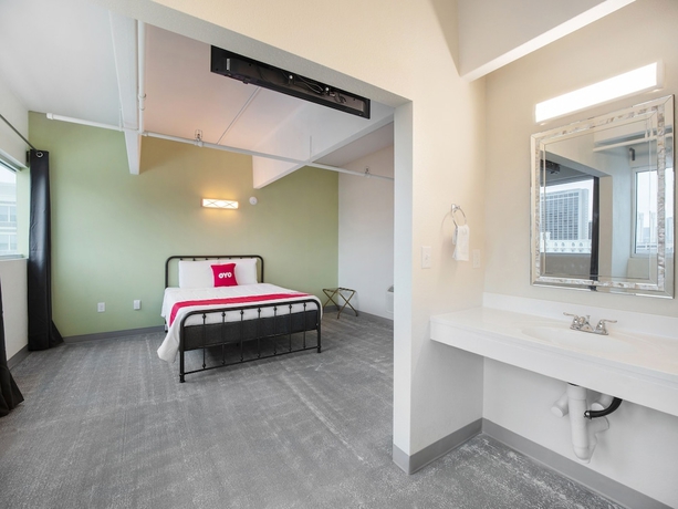 Imagen de la habitación del Hotel Oyo and Apartments Houston Galleria. Foto 5