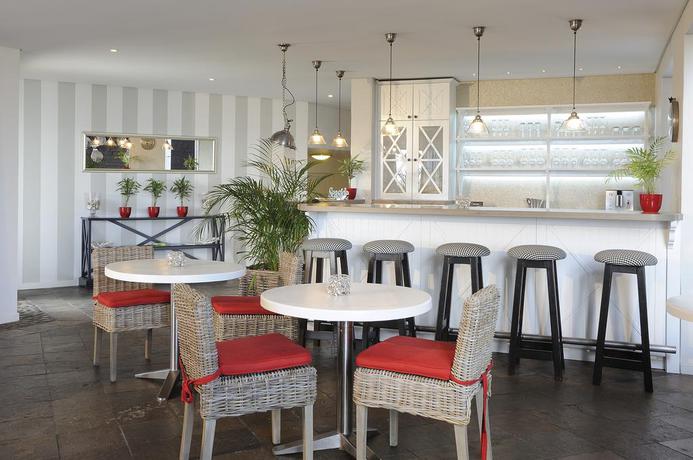 Imagen del bar/restaurante del Hotel Oyster Box Guesthouse. Foto 4