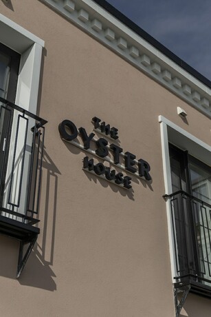 Imagen general del Hotel Oyster House. Foto 11