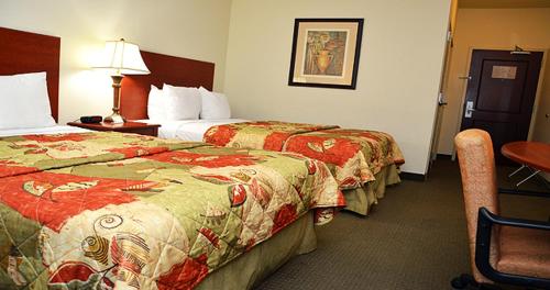 Imagen de la habitación del Hotel Oyster Point Inn & Suites. Foto 6