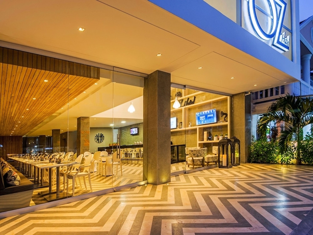 Imagen de los interiores del Hotel Oz. Foto 19