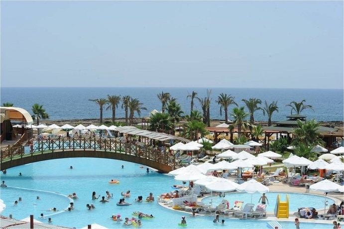 Imagen general del Hotel Oz Hotels İncekum Beach Resort. Foto 2