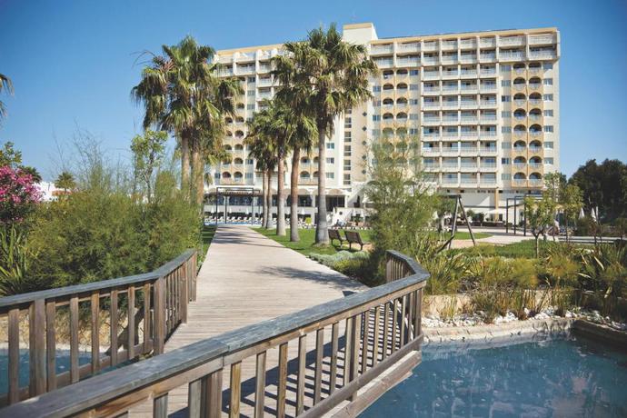 Imagen general del Hotel Ozadi Altura Beach Resort. Foto 1