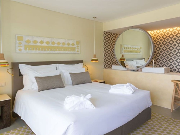 Imagen de la habitación del Hotel Ozadi Tavira. Foto 9