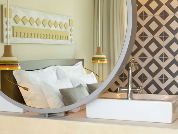 Imagen de la habitación del Hotel Ozadi Tavira. Foto 13