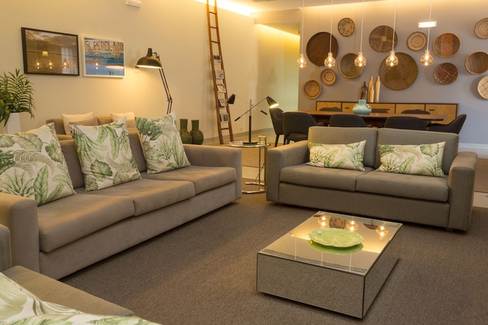 Imagen del bar/restaurante del Hotel Ozadi Tavira. Foto 4