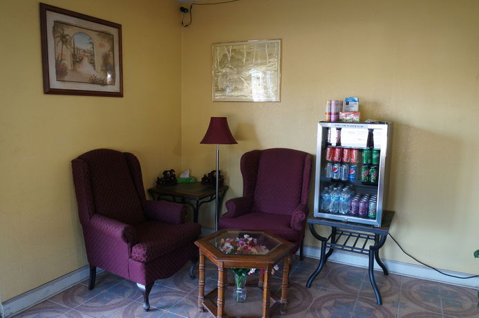 Imagen de la habitación del Hotel Ozark Inn and Suites. Foto 7