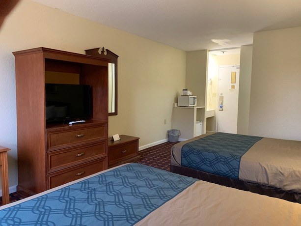 Imagen de la habitación del Hotel Ozark Inn and Suites, Osage Beach. Foto 8