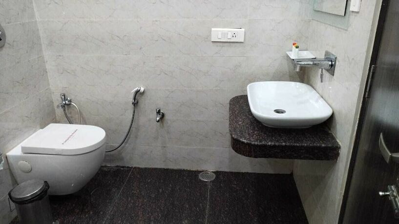 Imagen general del Hotel Ozas Grand. Foto 13