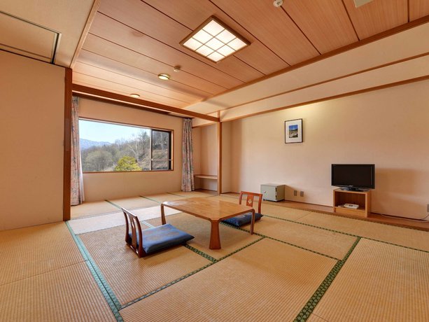 Imagen de la habitación del Hotel Oze Iwakura Resort. Foto 4