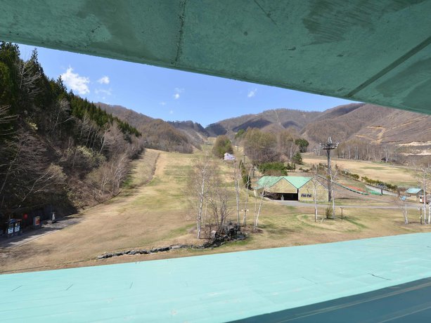 Imagen de la habitación del Hotel Oze Iwakura Resort. Foto 6