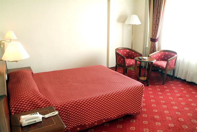 Imagen de la habitación del Hotel Ozilhan. Foto 4