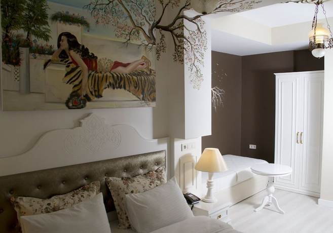 Imagen de la habitación del Hotel Ozkavak Hotel Kaleici. Foto 12