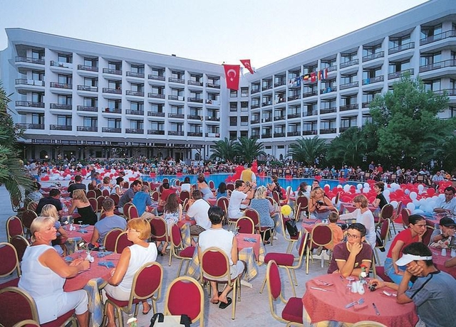 Imagen general del Hotel Ozkaymak Marina - All Inclusive. Foto 2