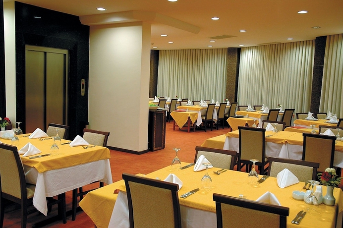 Imagen del bar/restaurante del Hotel Ozkaymak Park. Foto 3