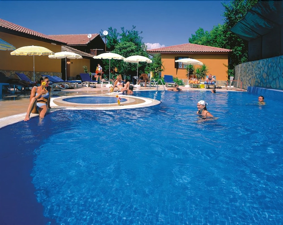 Imagen de la piscina del Hotel Ozlem Garden - All Inclusive. Foto 17