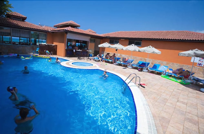 Imagen de la piscina del Hotel Ozlem Garden - All Inclusive. Foto 19