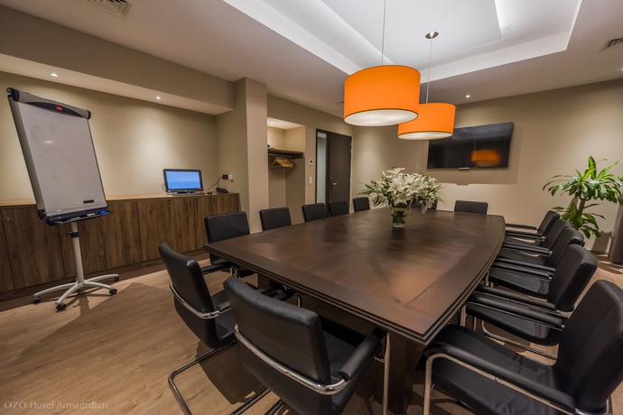 Imagen de los interiores del Hotel Ozo Hotels Arena Amsterdam. Foto 14