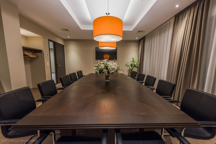 Imagen de los interiores del Hotel Ozo Hotels Arena Amsterdam. Foto 16