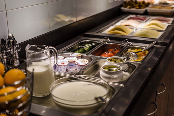 Imagen del bar/restaurante del Hotel Ozo Hotels Arena Amsterdam. Foto 6