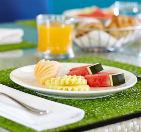 Imagen del bar/restaurante del Hotel Ozo North Pattaya. Foto 2