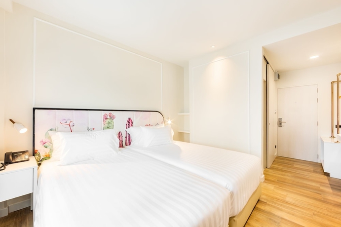 Imagen de la habitación del Hotel Ozone Bangkok. Foto 11