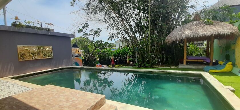 Imagen general del Hotel Ozora Tiying Tutul Hostel Canggu - Adults Only. Foto 16