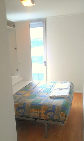 Imagen de la habitación del Hotel Ozstays Katz Apartments. Foto 4